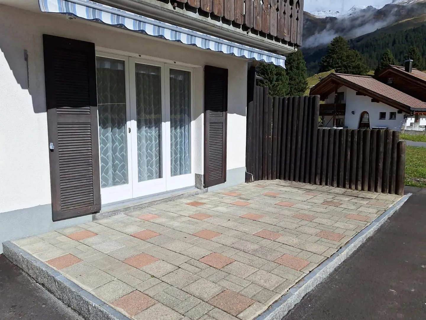 Appartamento al piano terra di 2,5 stanze in posizione soleggiata a Valbella/Lenzerheide - Foto 12 di 12