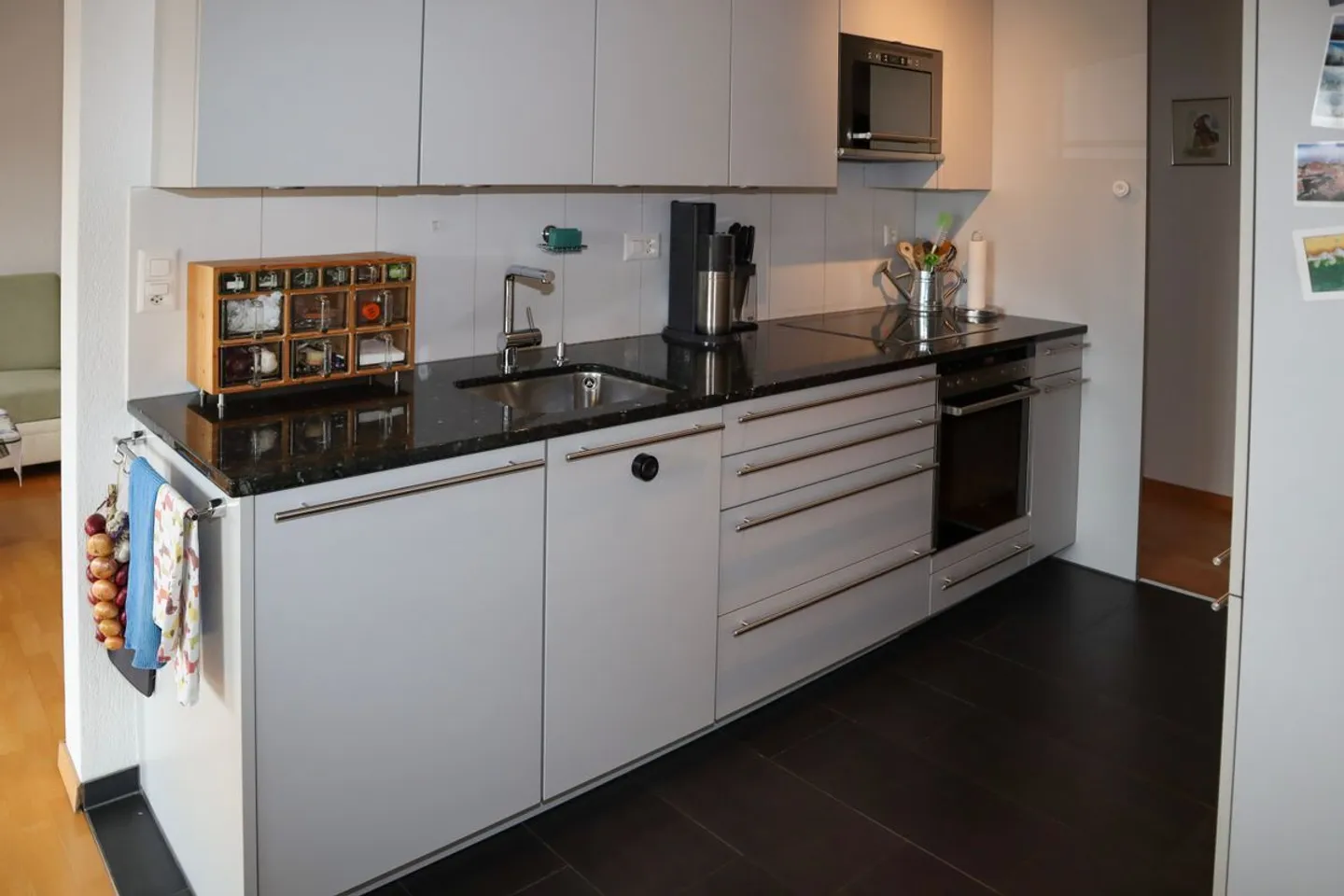 Charming Apartment with River View - Photo 6 of 13