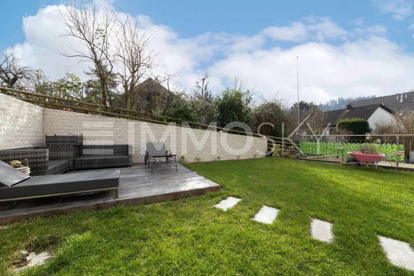 Qui fiorisce la tua nuova casa - Vivere nel verde - Foto 1 di 5