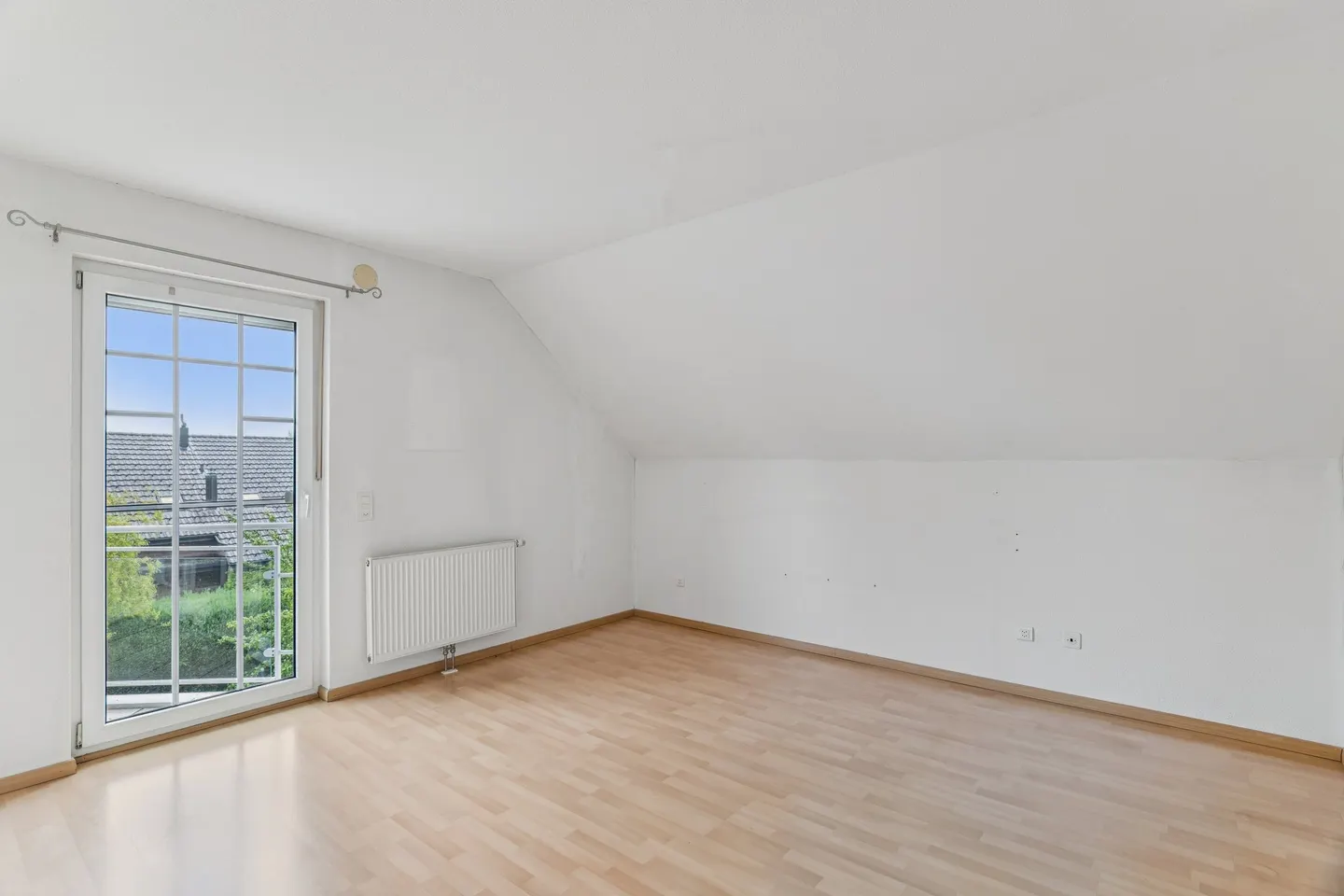 Charming Family Home in Hägendorf - Photo 6 of 13