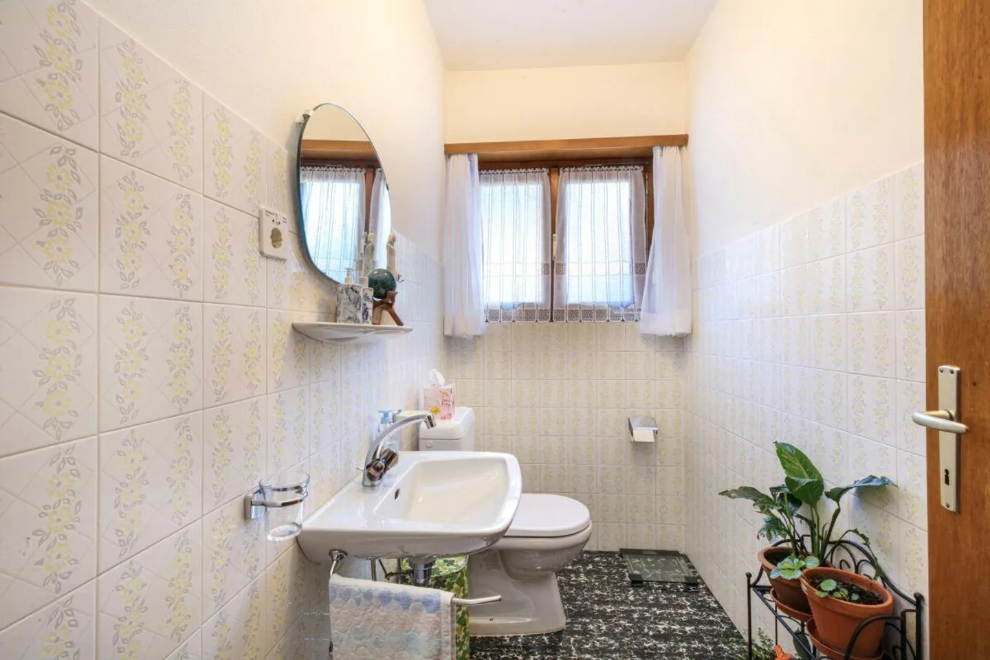 ROVEREDO - Casa da ristrutturare con terreno edificabile - Foto 16 di 17