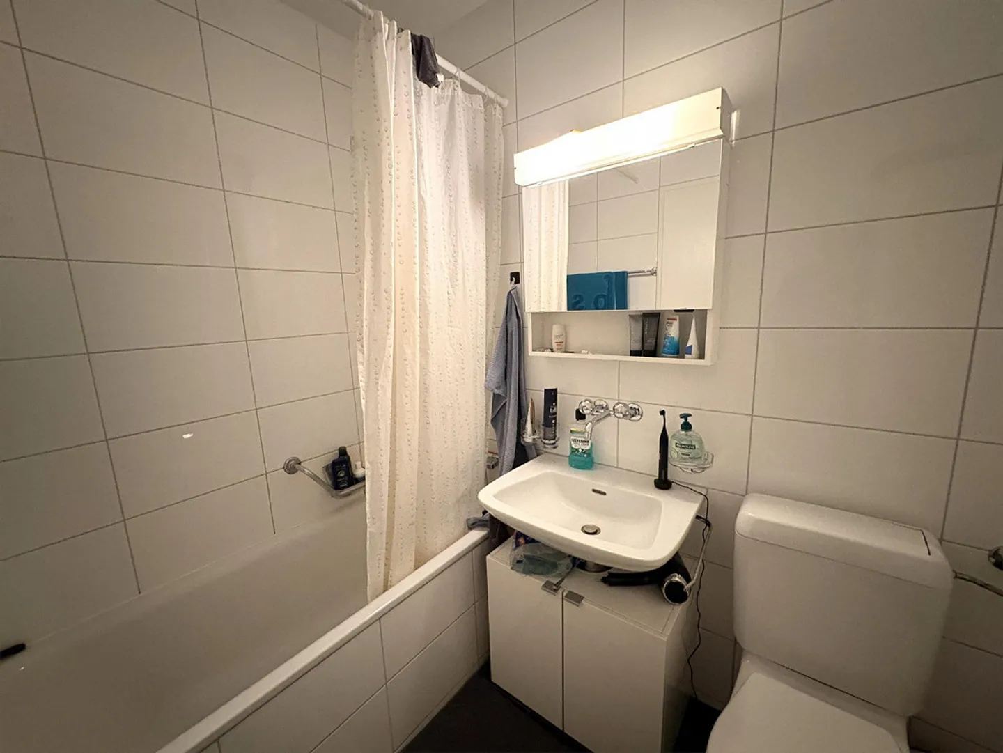 Highlight of Living in Gundeli: Modern 3.5-Room Apartment - Photo 5 of 6