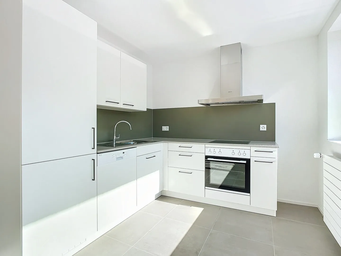 Studio con supporto - Foto 3 di 7