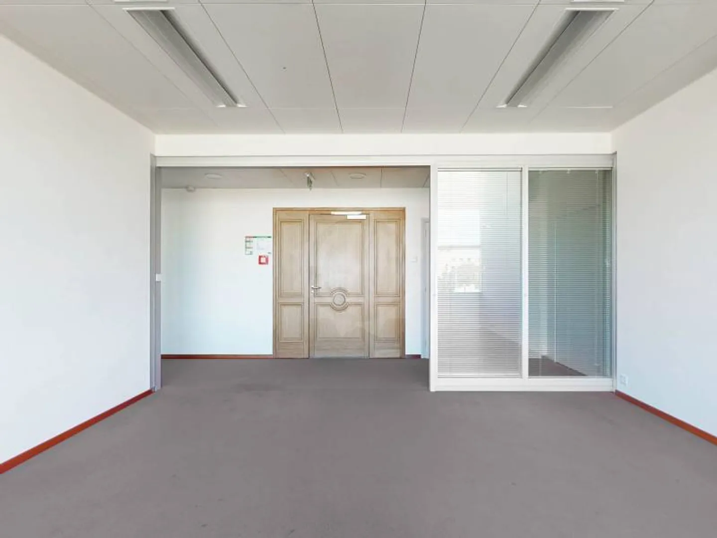 Large Offices - Le Grand-Saconnex - Photo 4 of 10