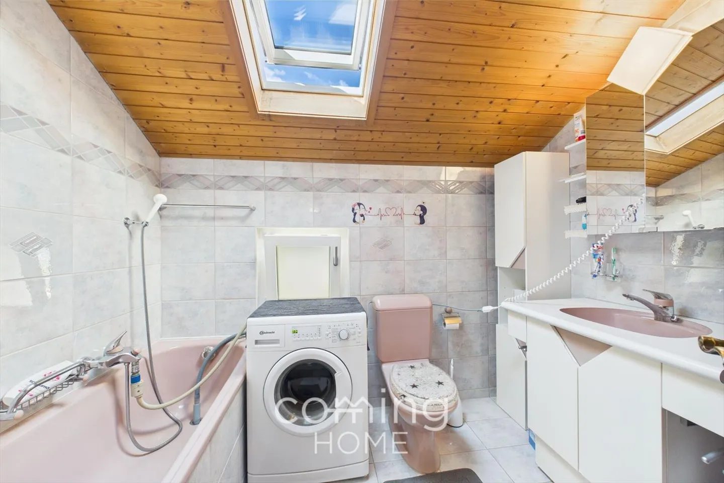4-room attic apartment in Ried-Brig - sunny, furnished and with Alpine panorama - Photo 6 of 13