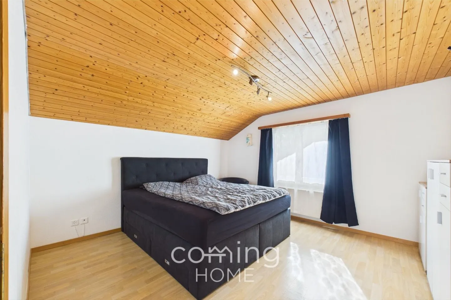 4-room attic apartment in Ried-Brig - sunny, furnished and with Alpine panorama - Photo 4 of 13