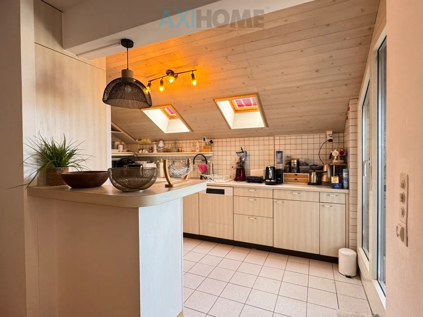 Une adresse privilégiée à Montreux ! 4,5 pièces vue lac avec balcon - Photo 10 sur 16