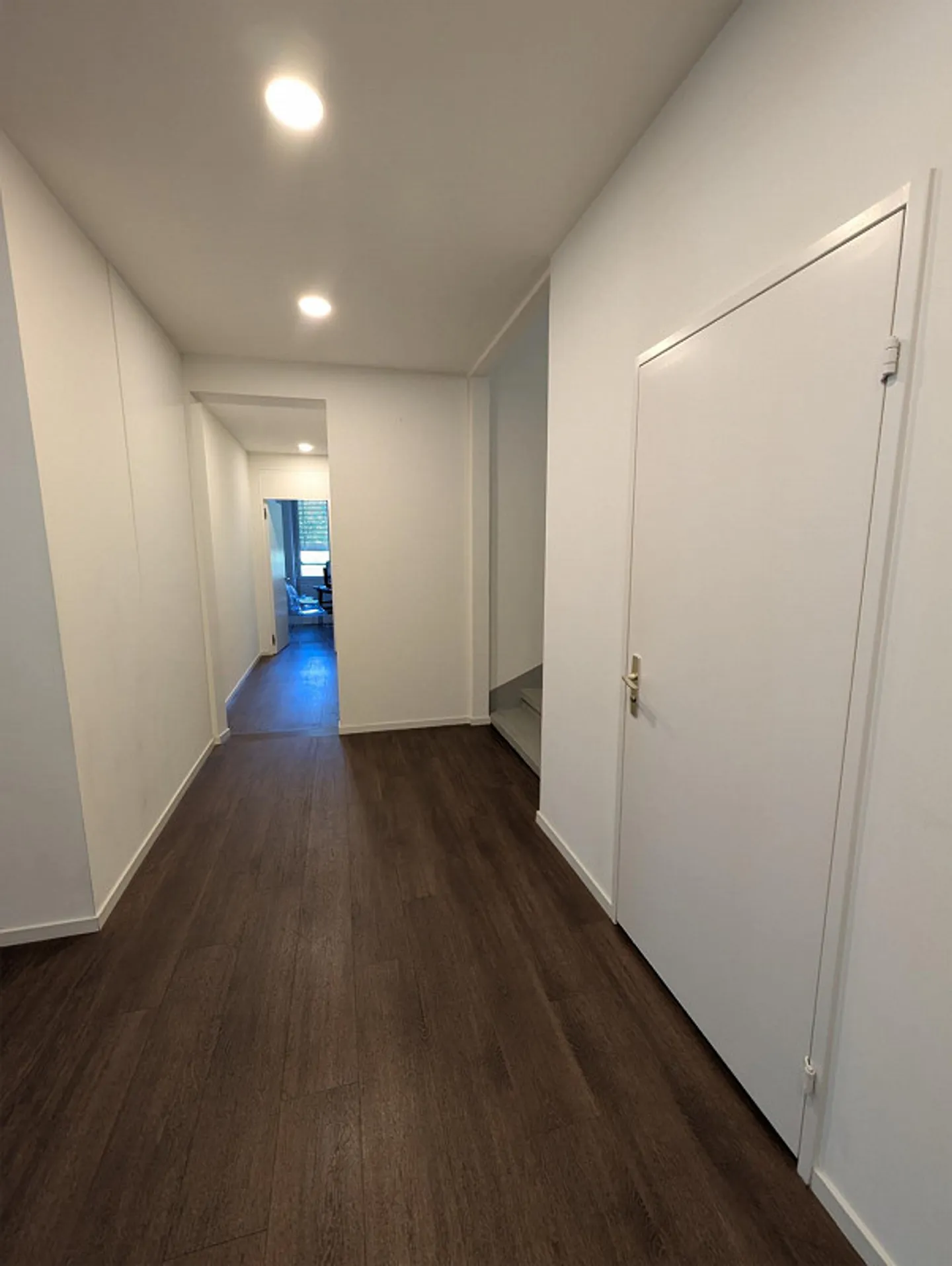 Espace de pratique/bureau charmant au cœur de Bâle - Photo 10 sur 14