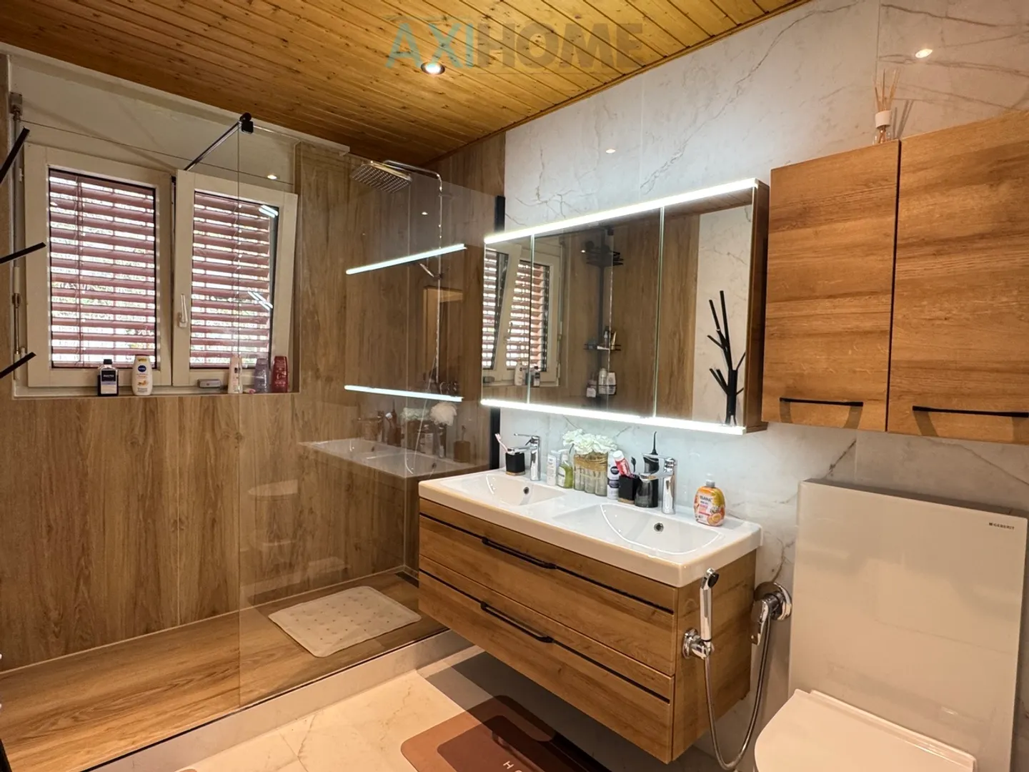 Une adresse privilégiée à Montreux ! 4,5 pièces vue lac avec balcon - Photo 14 sur 16