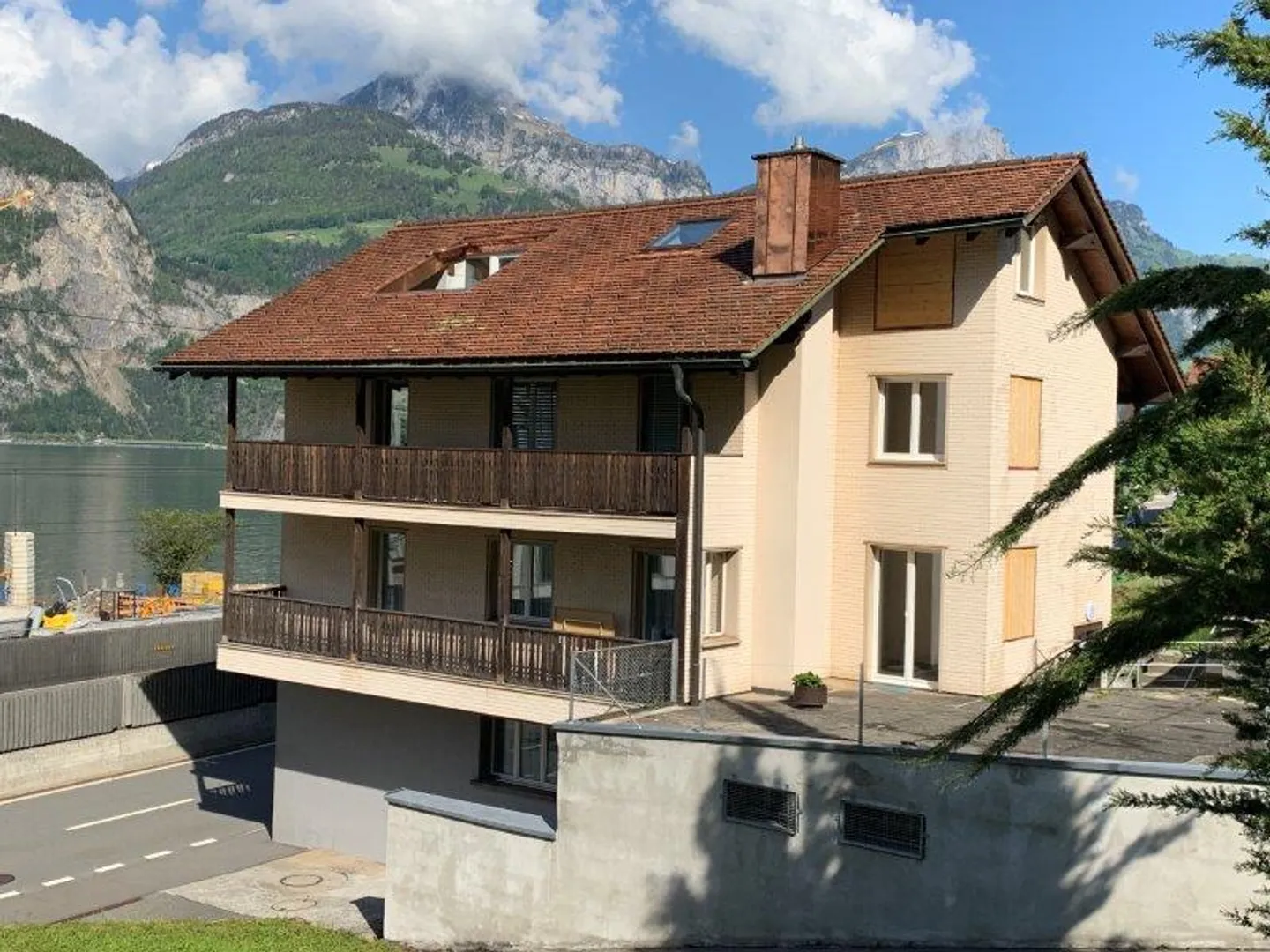 Dreamy Penthouse Apartment with Lake View and Rooftop Terrace - Photo 6 of 6