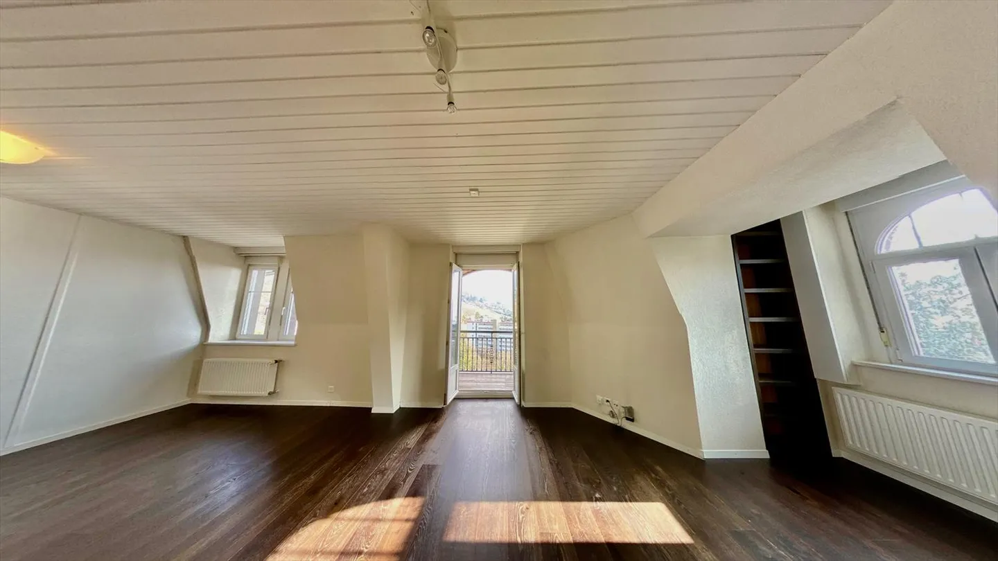 Charmanter Duplex in einem klassischen Gebäude - Foto 3 von 10