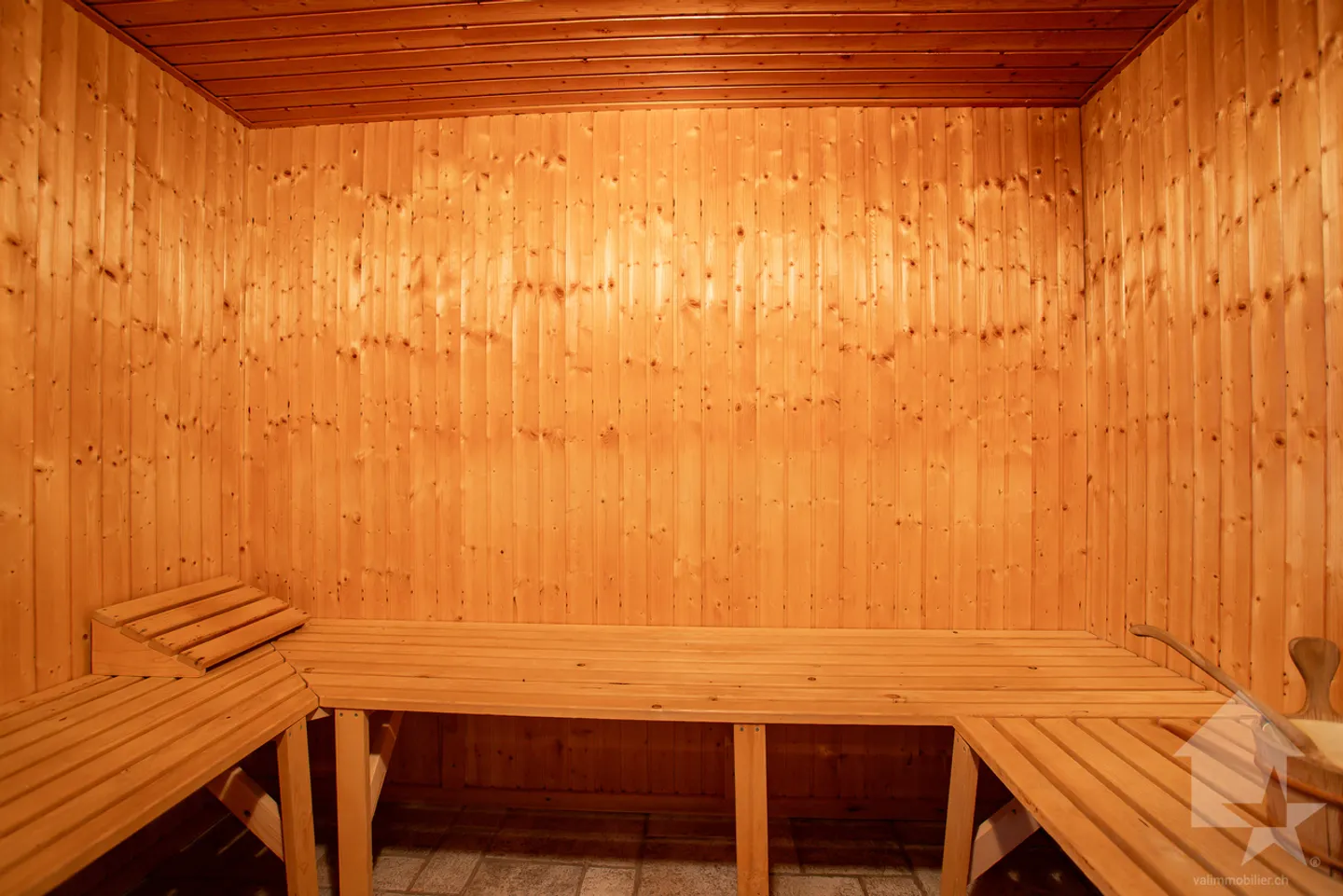 Large 6.5-room chalet, 187 m2, view and sauna - Photo 14 of 29
