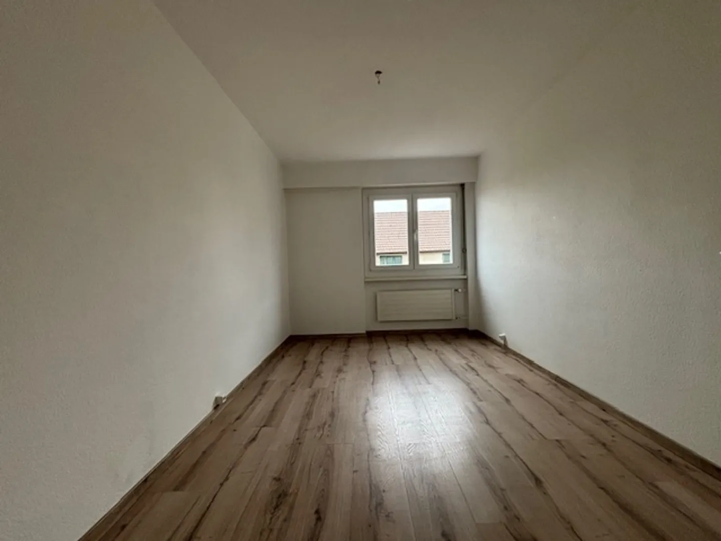 In Fontaine-Allée 2, app. 4,5 Zimmer - Foto 7 von 11