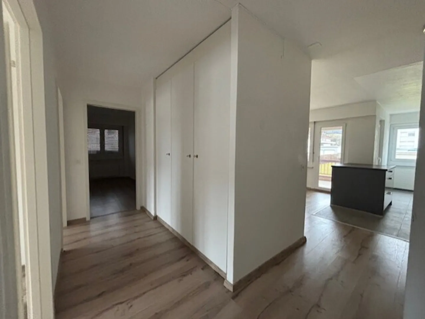 In Fontaine-Allée 2, app. 4,5 Zimmer - Foto 6 von 11