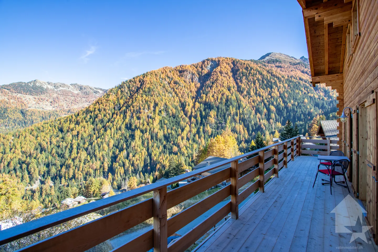 Large 6.5-room chalet, 187 m2, view and sauna - Photo 15 of 29