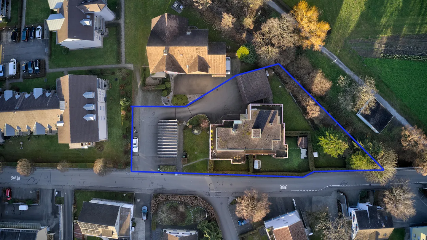 Appartamento splendidamente ristrutturato con cucina da sogno - Foto 13 di 13