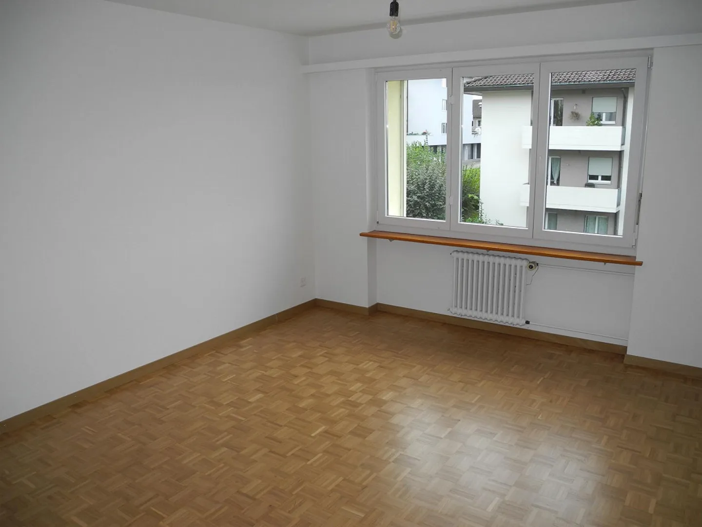 Partially renovated, cozy 3-room apartment with modern kitchen - Photo 4 of 7