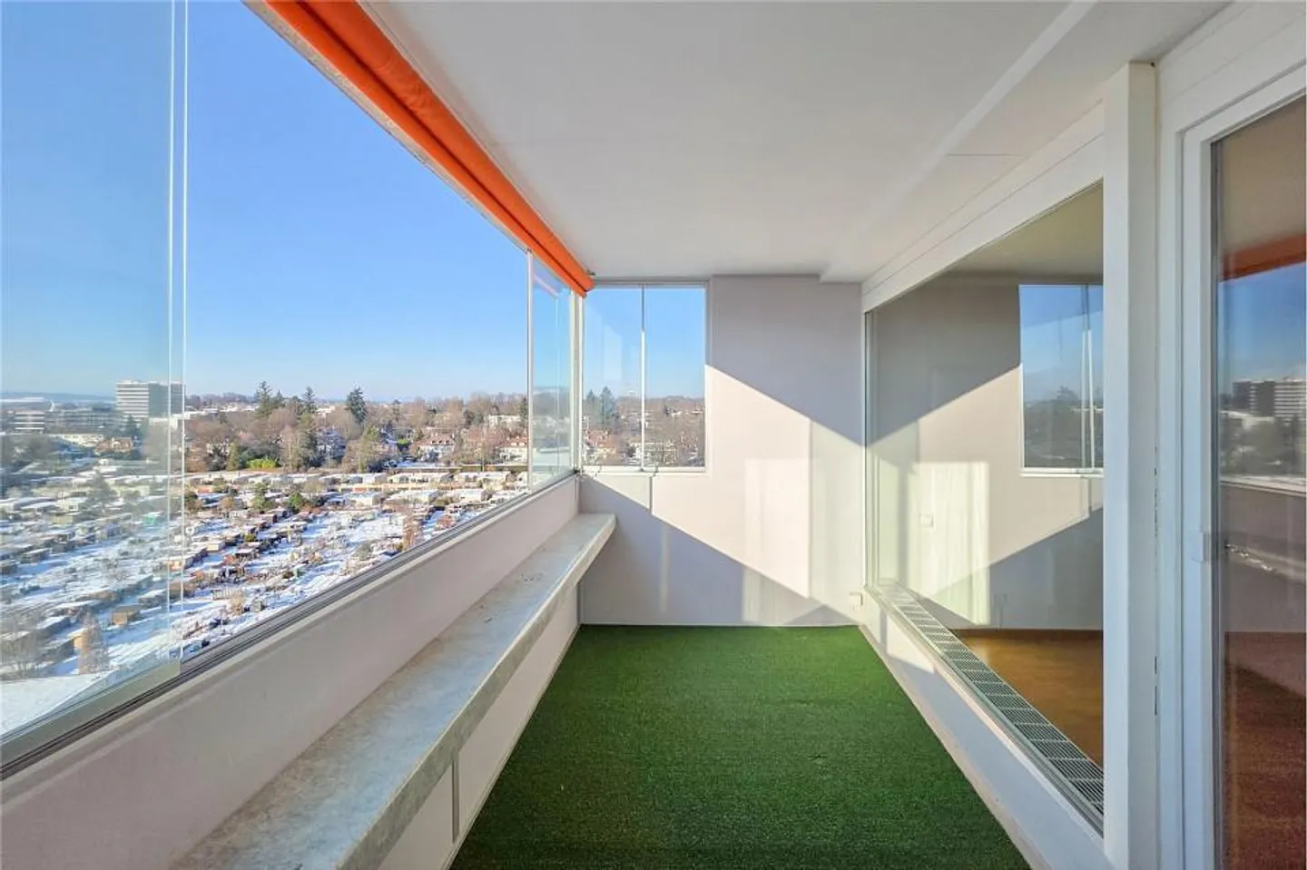 Au-dessus des toits de Berne – Espace pour vos idées de vie. - Photo 1 sur 13