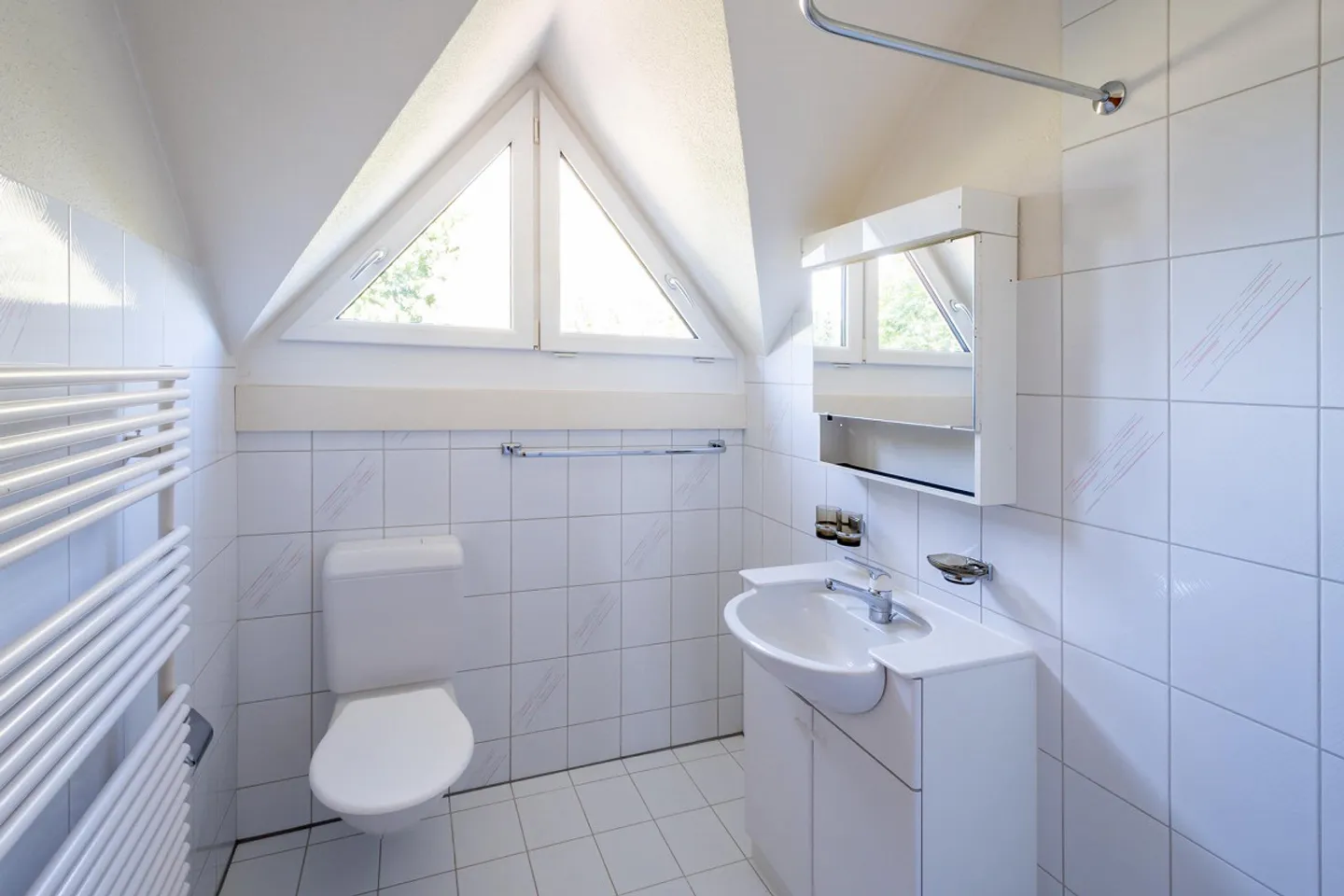 Maison résidentielle avec 3 unités et idylle de jardin - Photo 20 sur 28