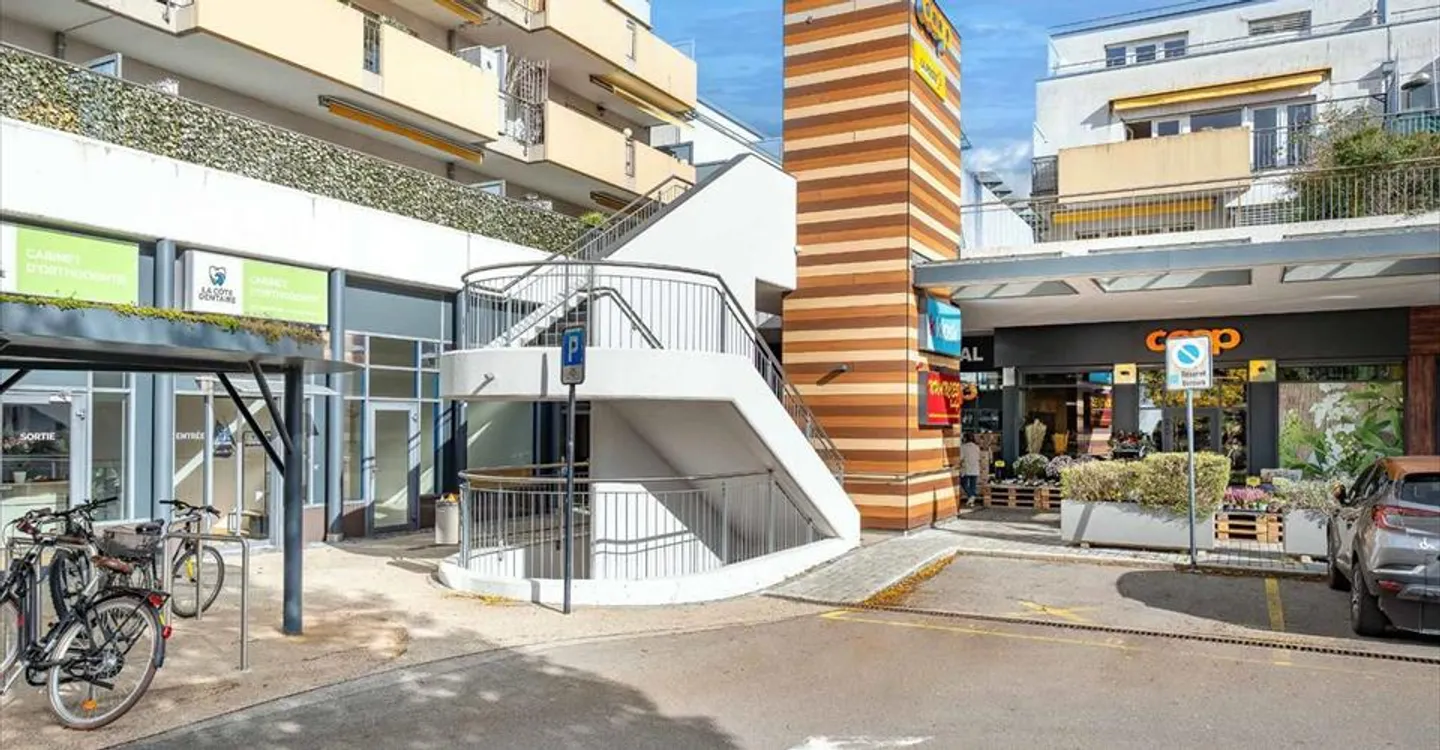 Shop for rent - Photo 5 of 5