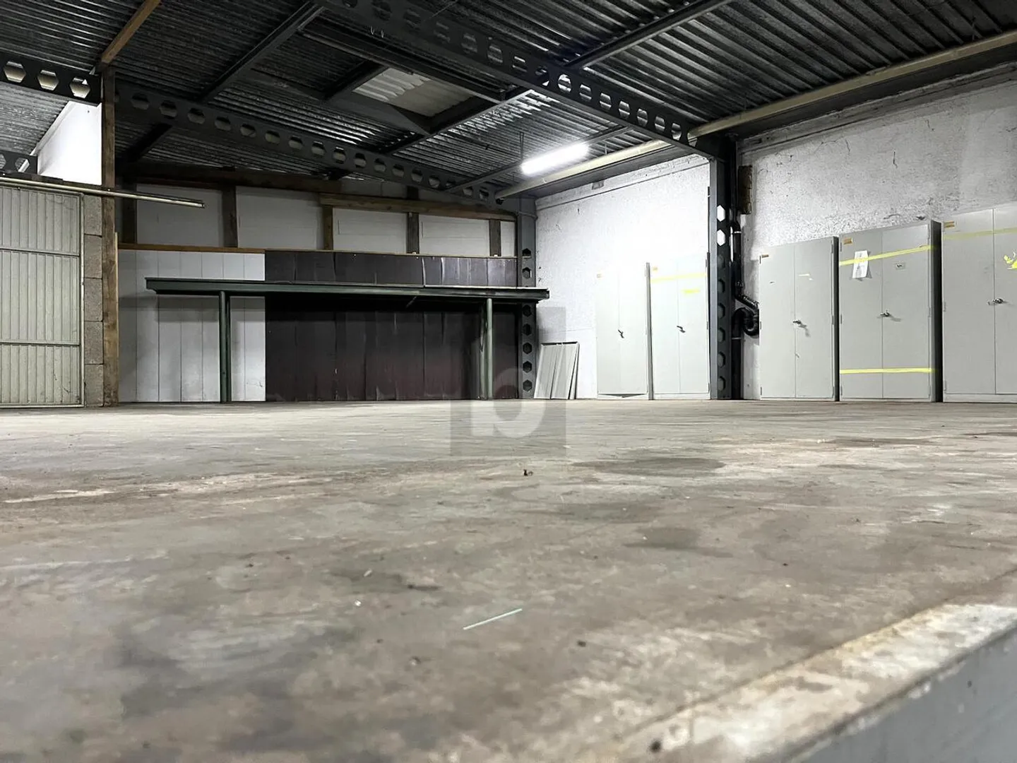 Atelier 1 pièce - Photo 4 sur 6