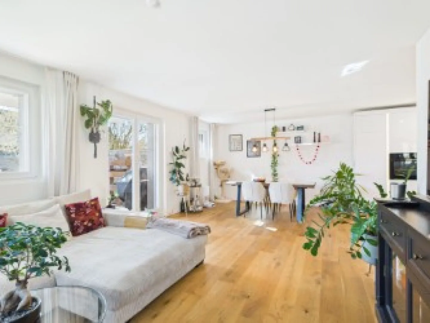 Appartamento con giardino in posizione tranquilla a Birmenstorf - Foto 9 di 11