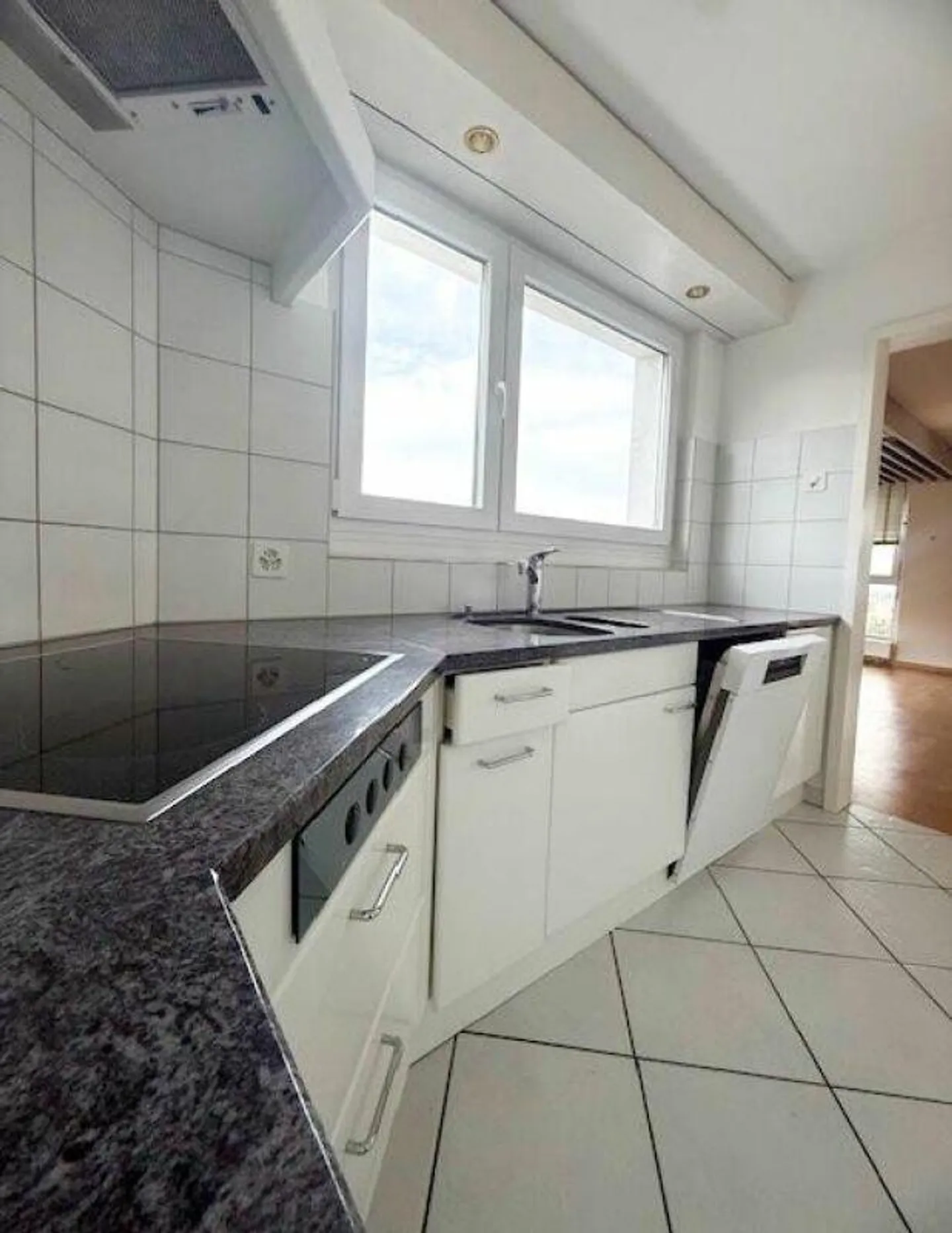 Ideal for couples with lake and Säntis view - Photo 13 of 30