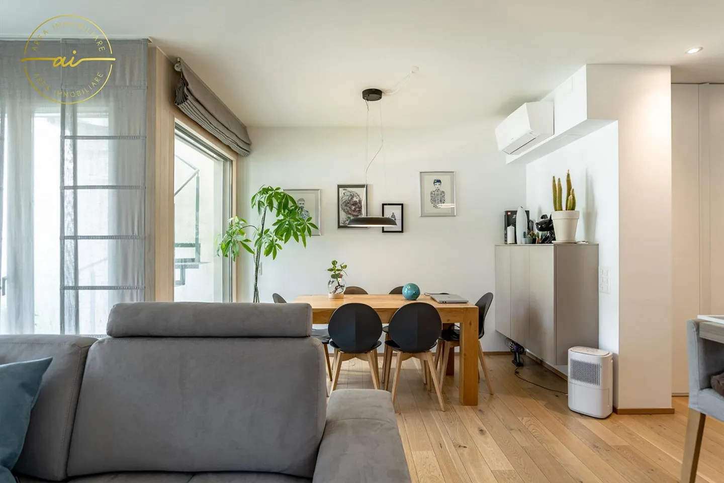 Penthouse moderno con terrazza - Foto 8 di 13