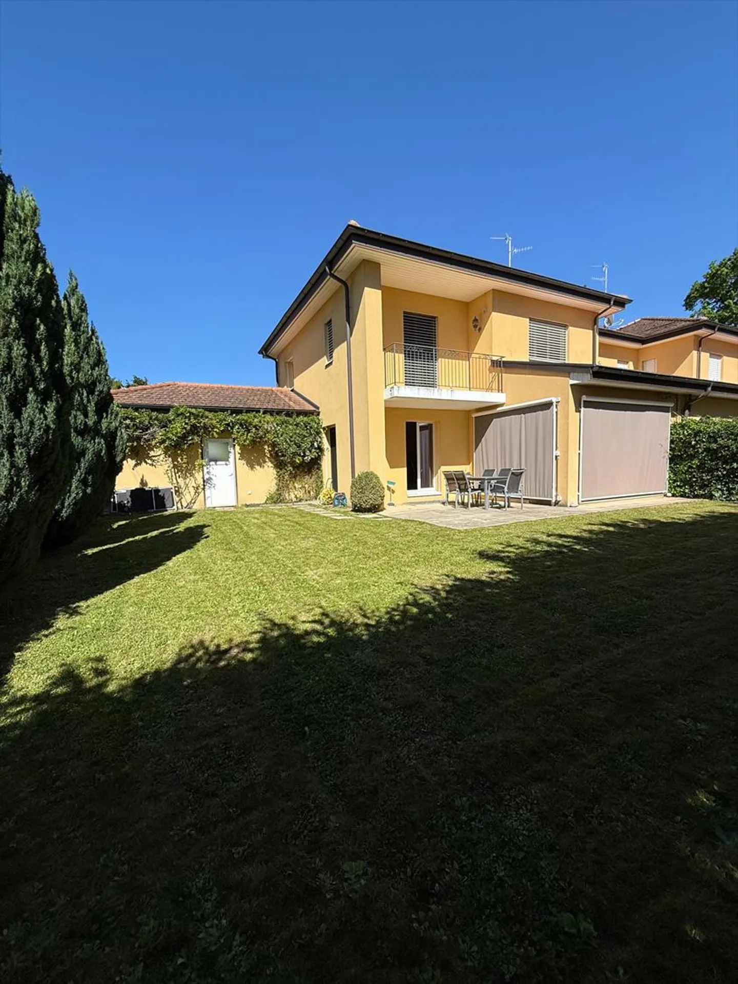 Casa a schiera - Foto 1 di 10