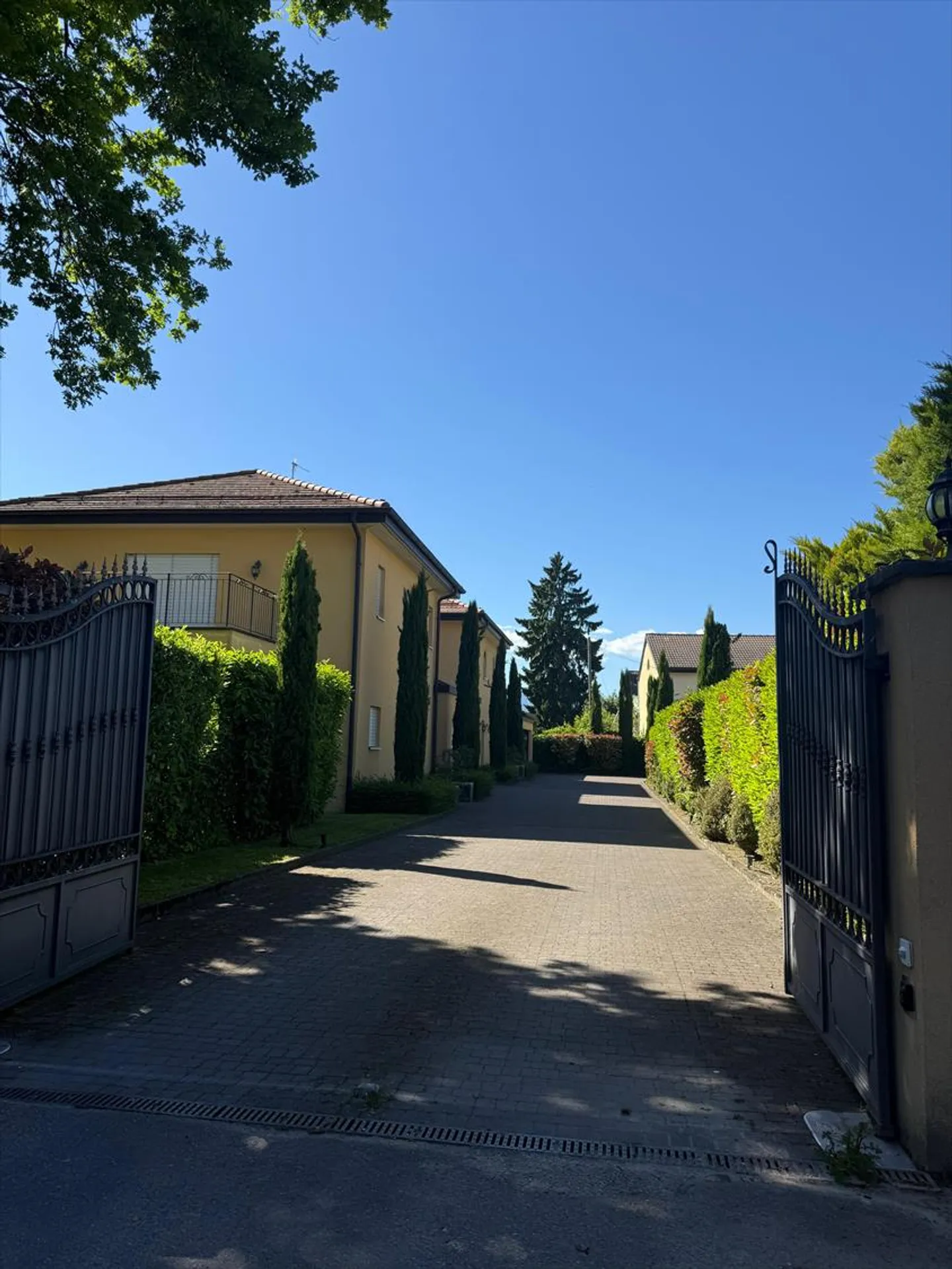 Casa a schiera - Foto 2 di 10