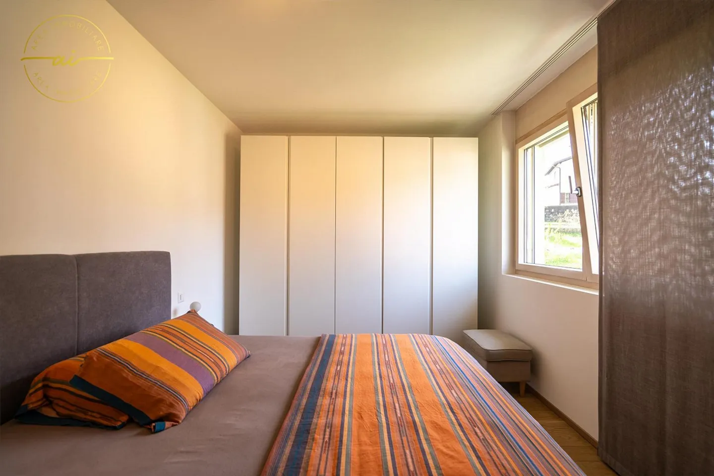 Penthouse moderno con terrazza - Foto 12 di 13