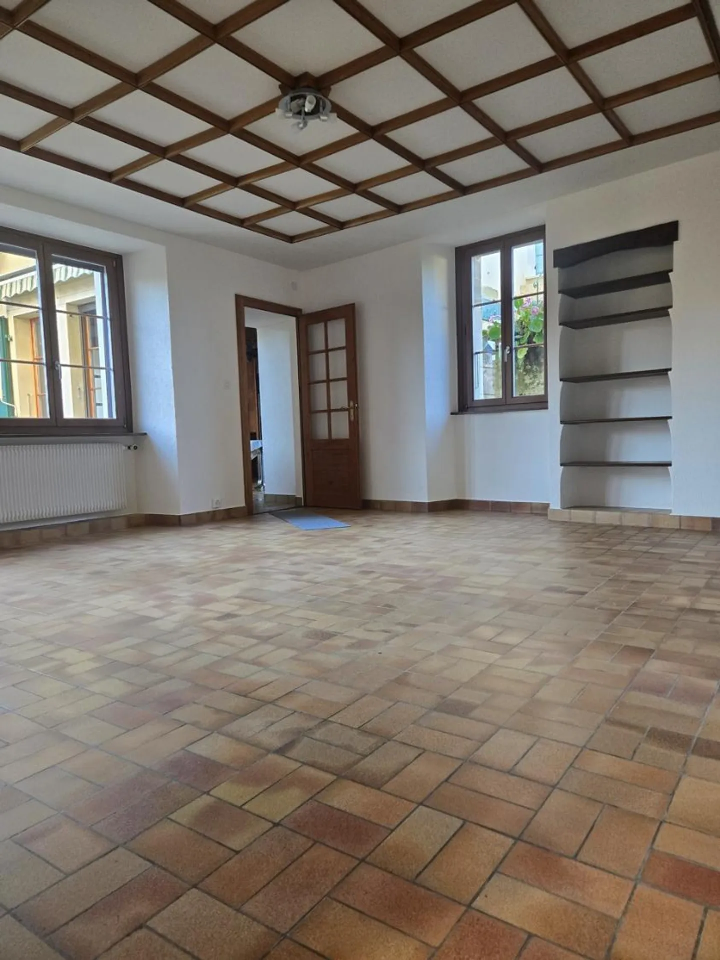 Casa contigua 5 stanze - Foto 3 di 13