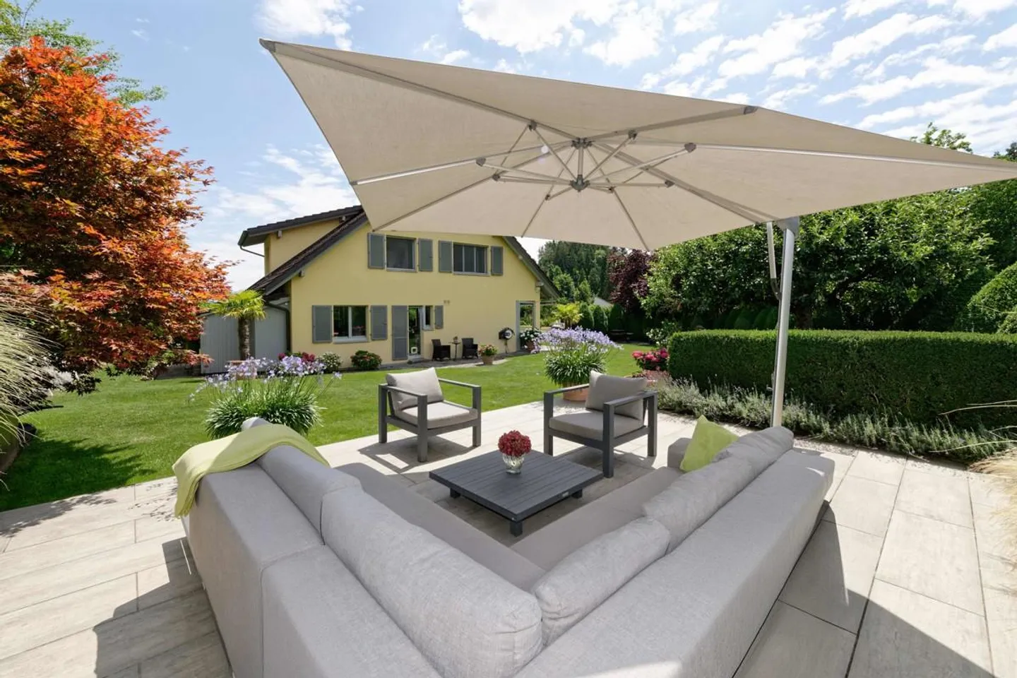 Esslingen : Maison individuelle avec jardin et vue dégagée - Photo 2 sur 6