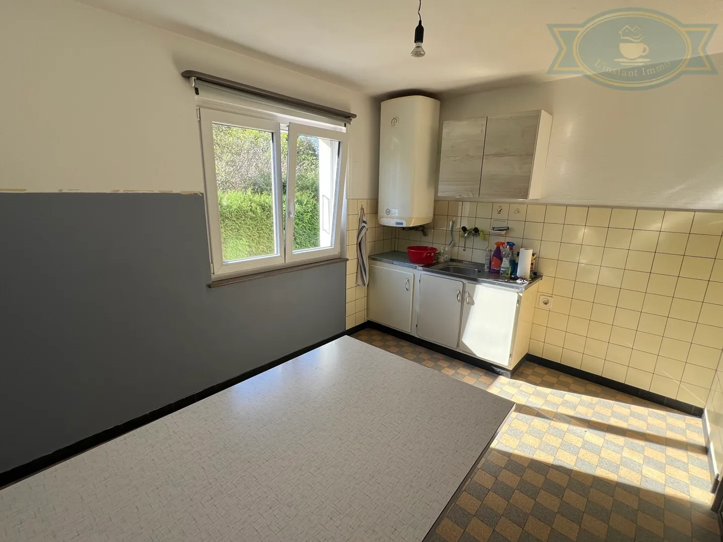 Single-family house and barn/workshop to renovate in Charmoille - Photo 7 of 9