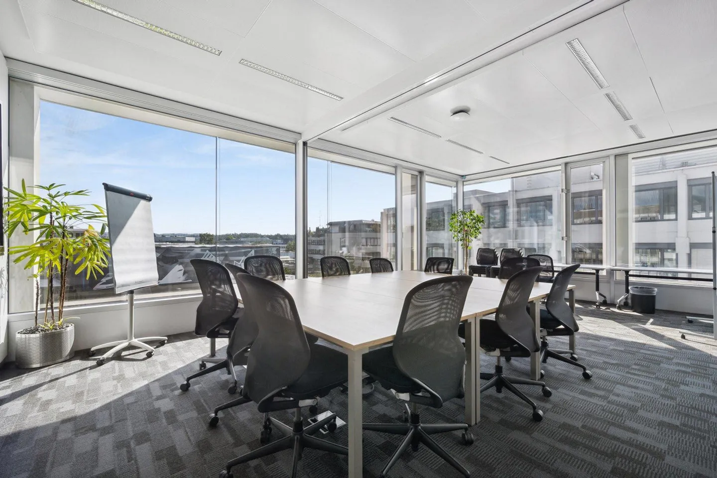 Moderne Bürofläche in Glattbrugg - Foto 1 von 10