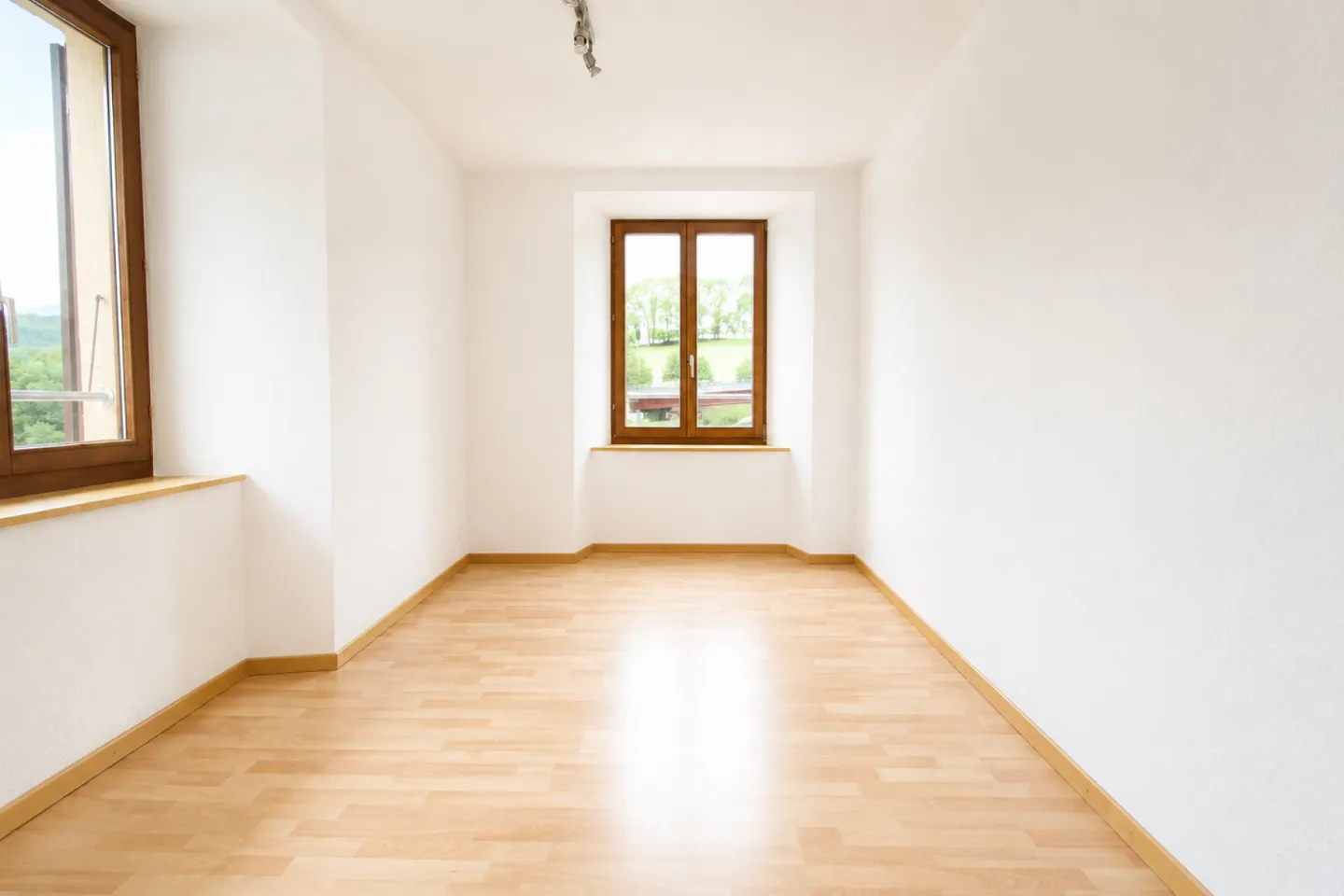 5.5-room apartment on the 1st floor - Photo 4 of 7