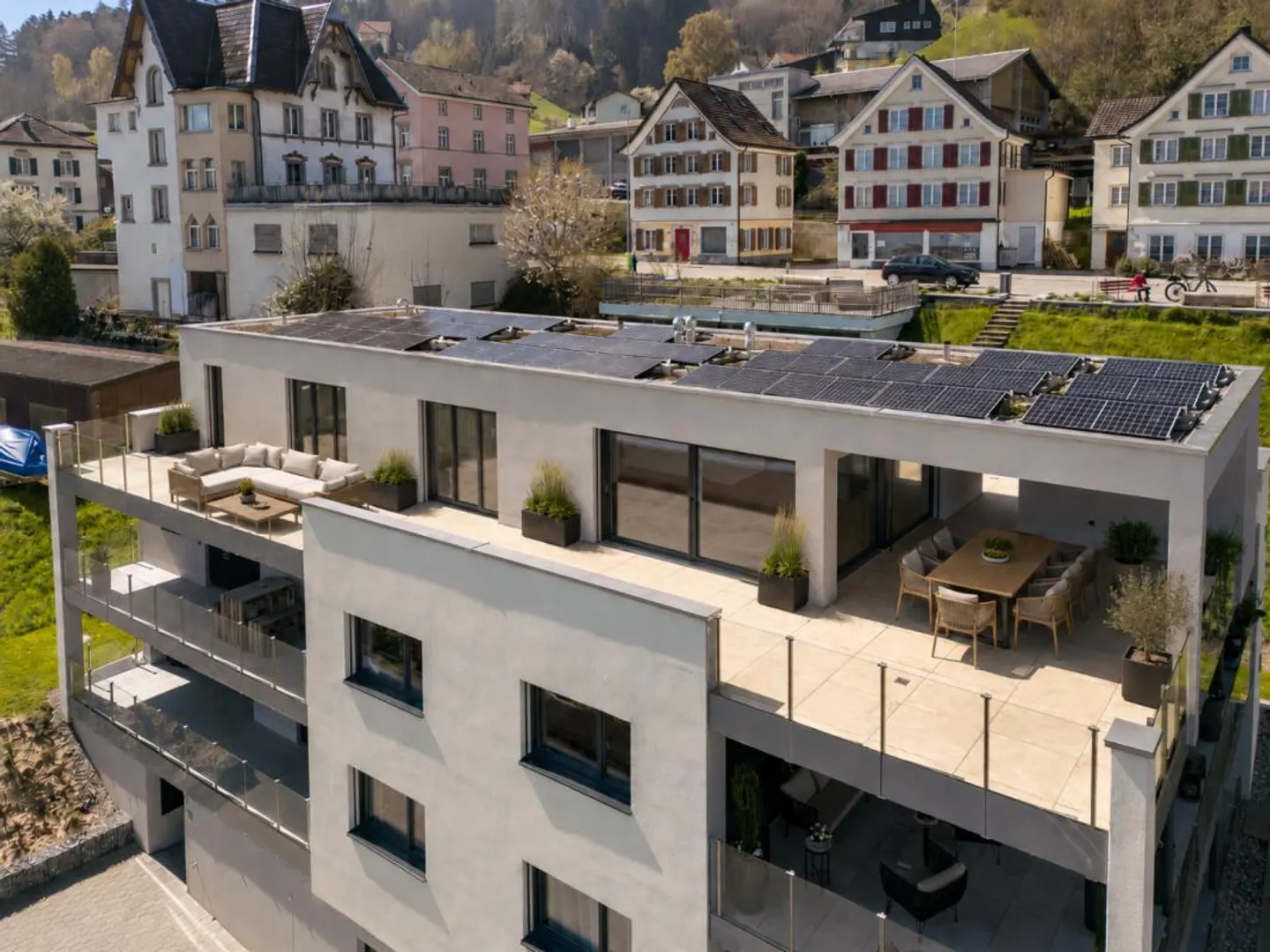 Panorama-Attika mit privatem Pool - Foto 9 von 11