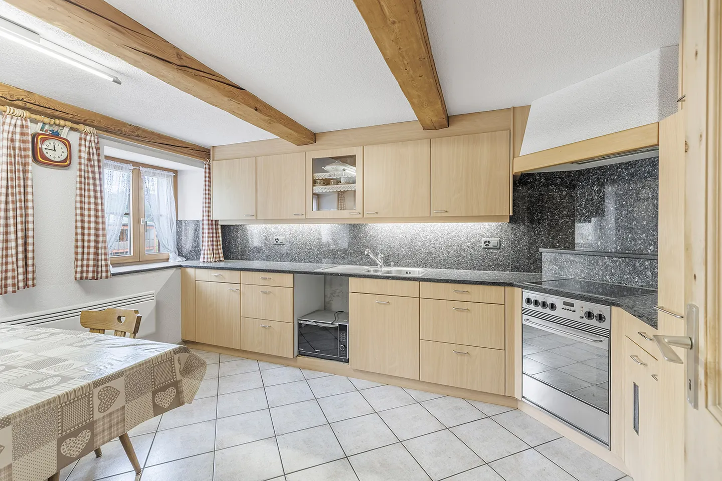 Grosszügiges Familienparadies im Val Müstair - Foto 3 von 8