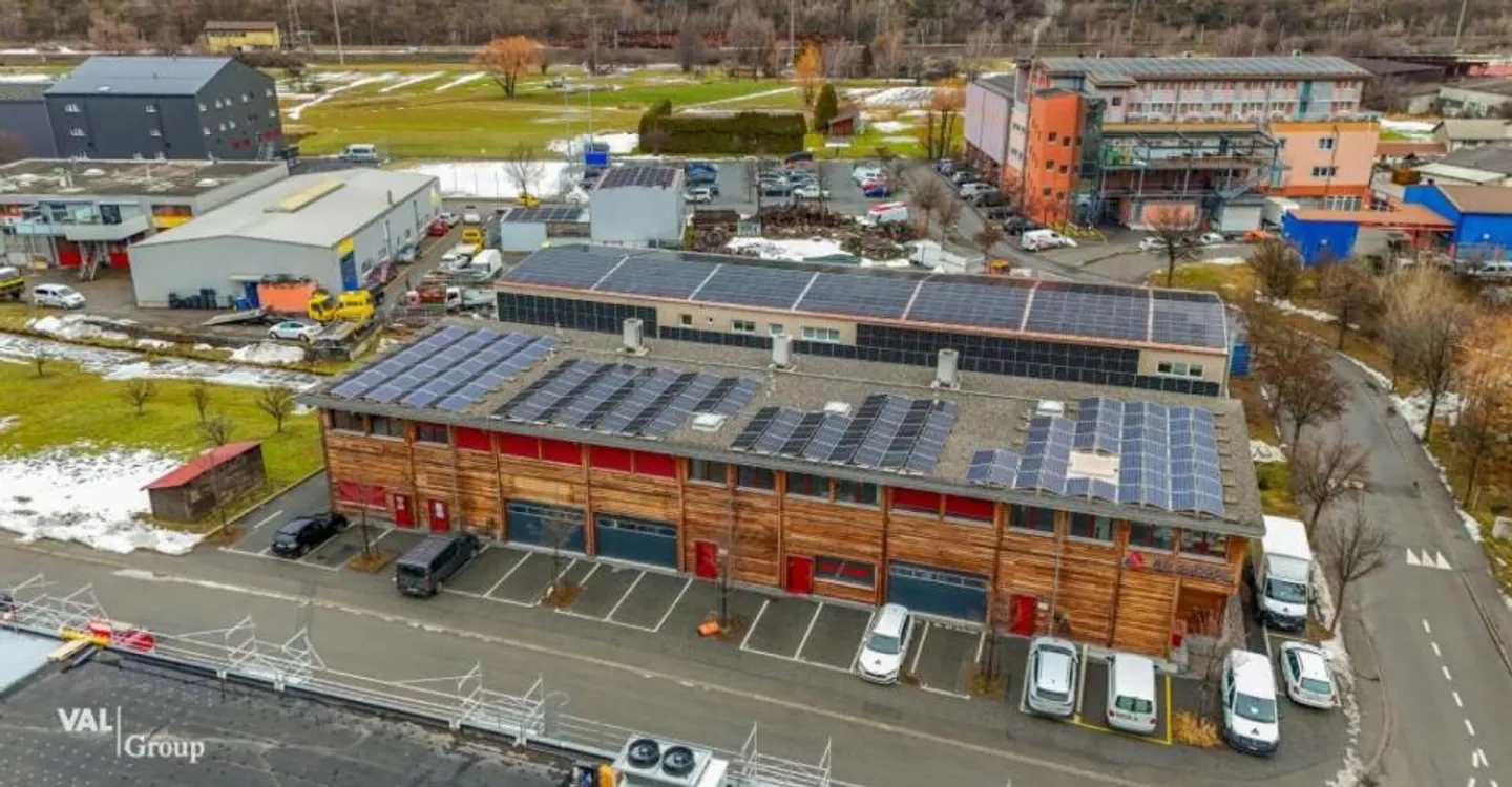 Commercial Space in Gamsen - Versatile Use with Direct Access - Photo 1 of 4