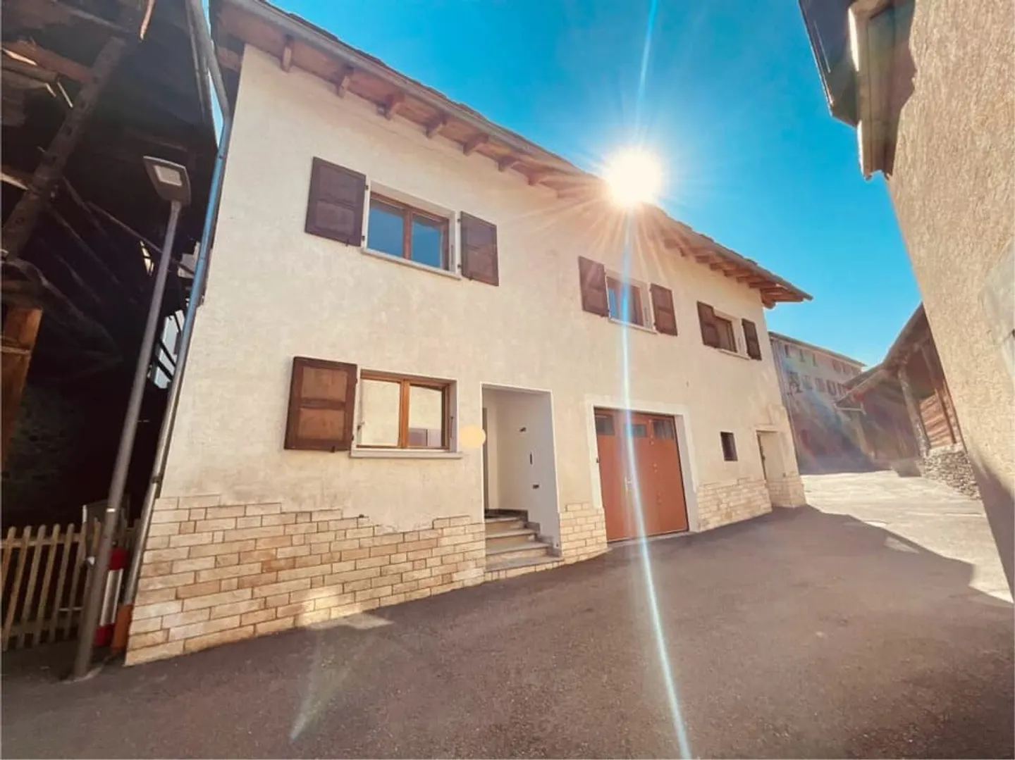 Casa indipendente nel cuore del villaggio di Liddes - Foto 2 di 13