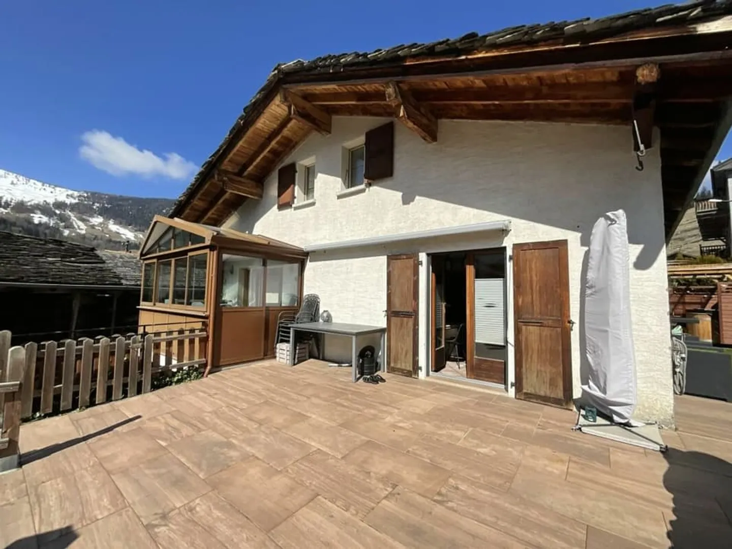 Casa indipendente nel cuore del villaggio di Liddes - Foto 1 di 13