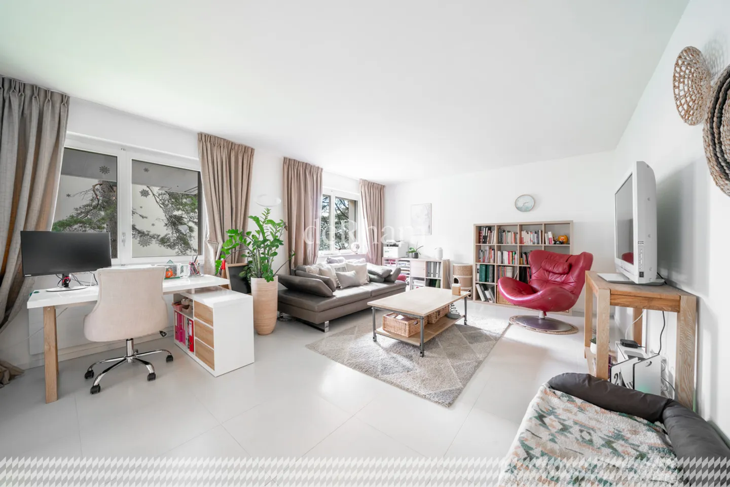 Apartment with 3.5 rooms and 135 m2 with garden - Photo 3 of 13