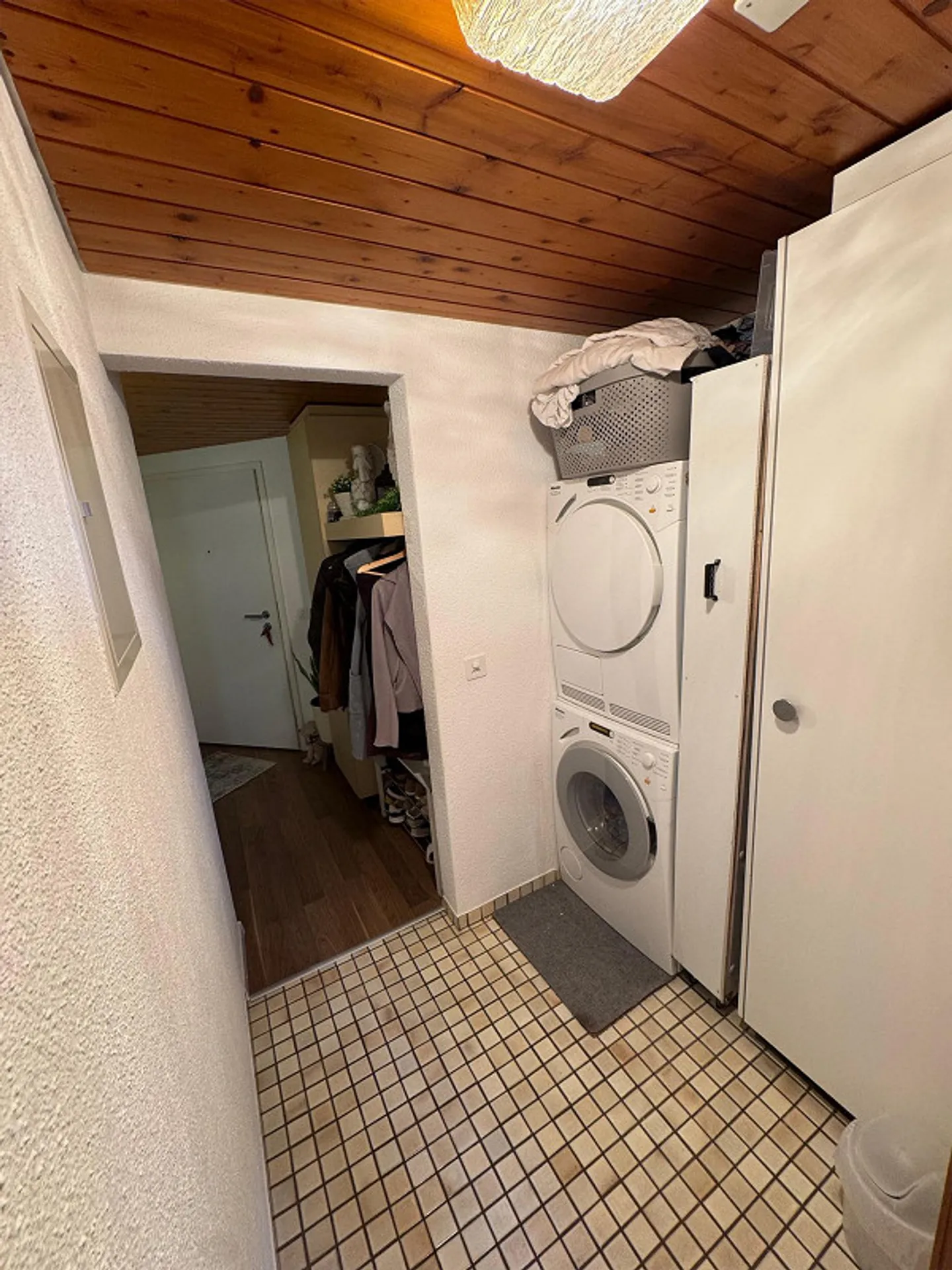 Attractive 3.5-room apartment on the 2nd floor with parking space - Photo 6 of 7