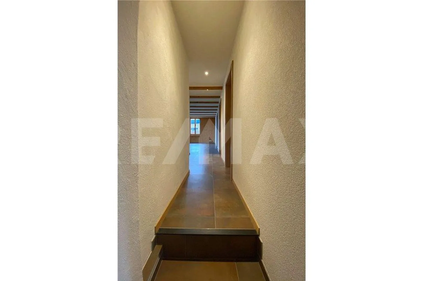 Propriété de rendement, située à la campagne et beaucoup de soleil - Photo 10 sur 13