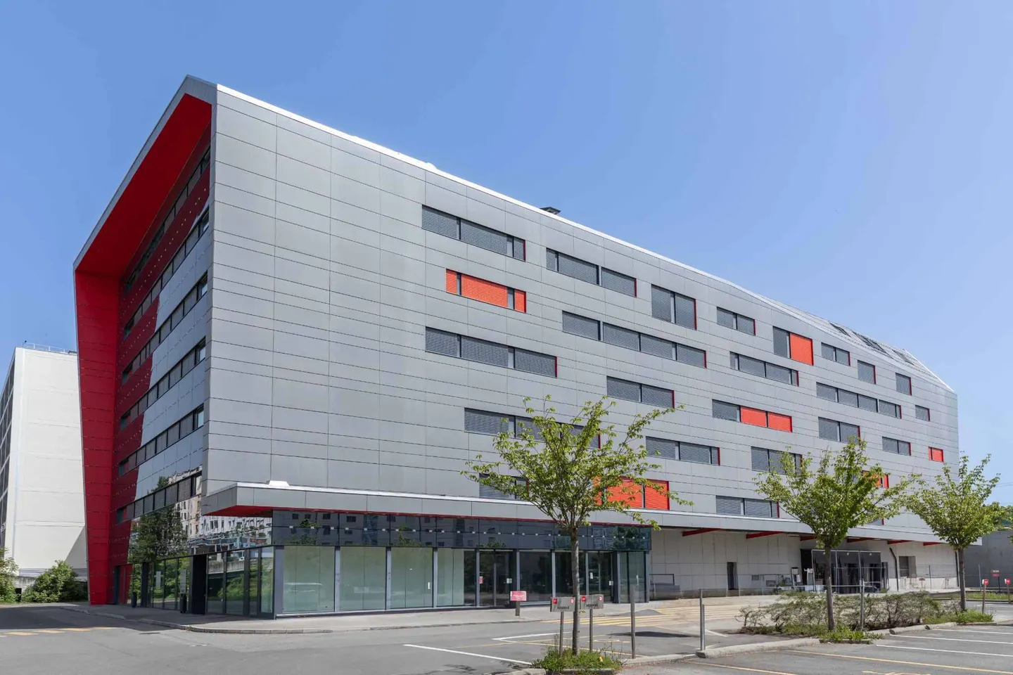 Espace de stockage moderne à Genève - Photo 1 sur 13