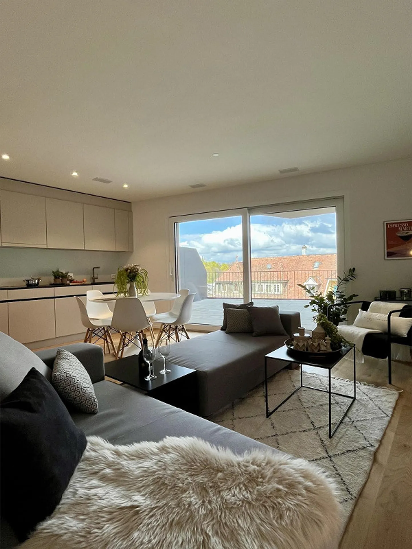 Nouvelle construction (2025) : Appartement en maisonette de 5,5 pièces avec grande terrasse et vue sur Bâle - Photo 3 sur 16