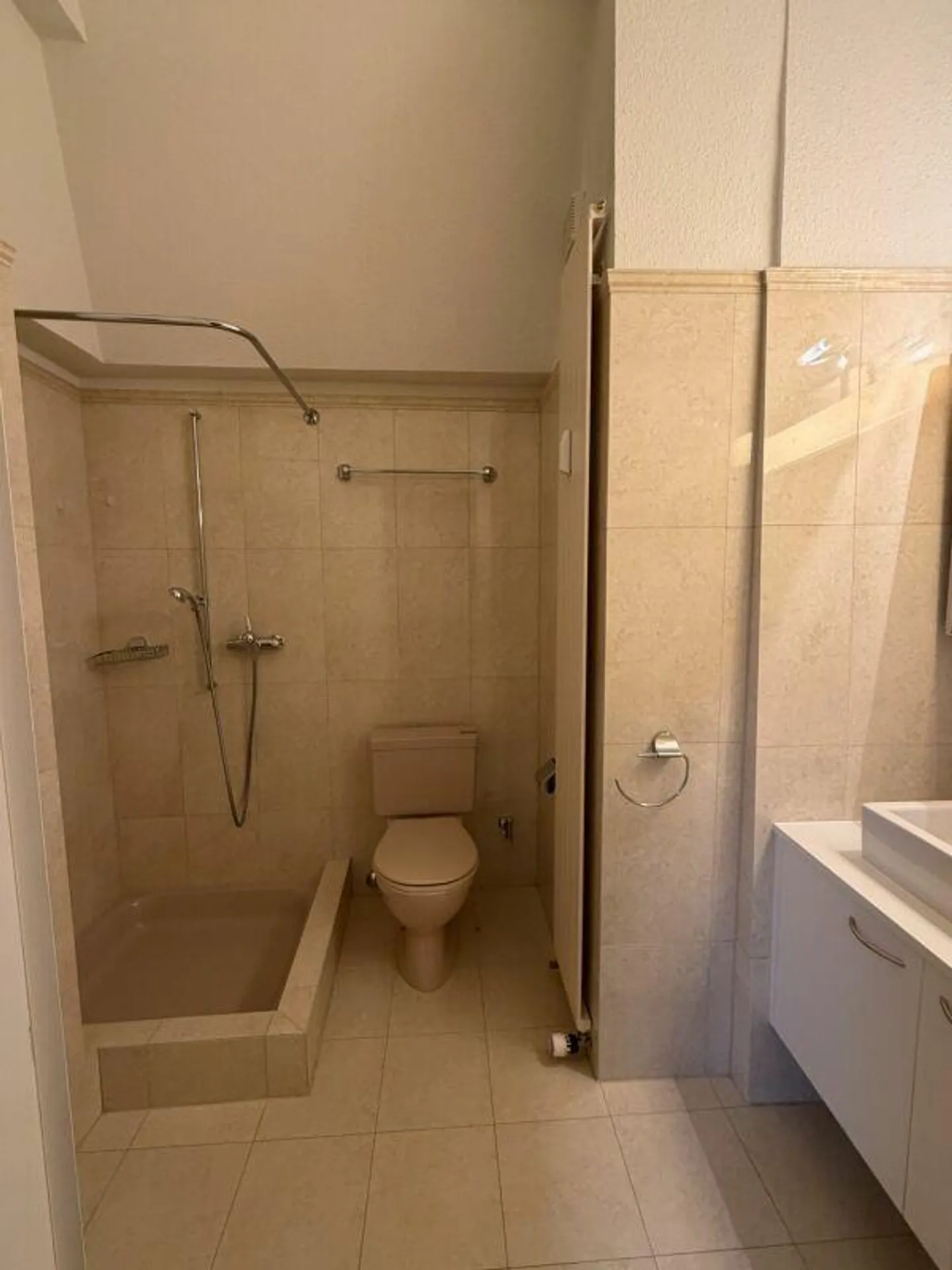 Appartamento nel centro storico - spazioso e affascinante! - Foto 7 di 11