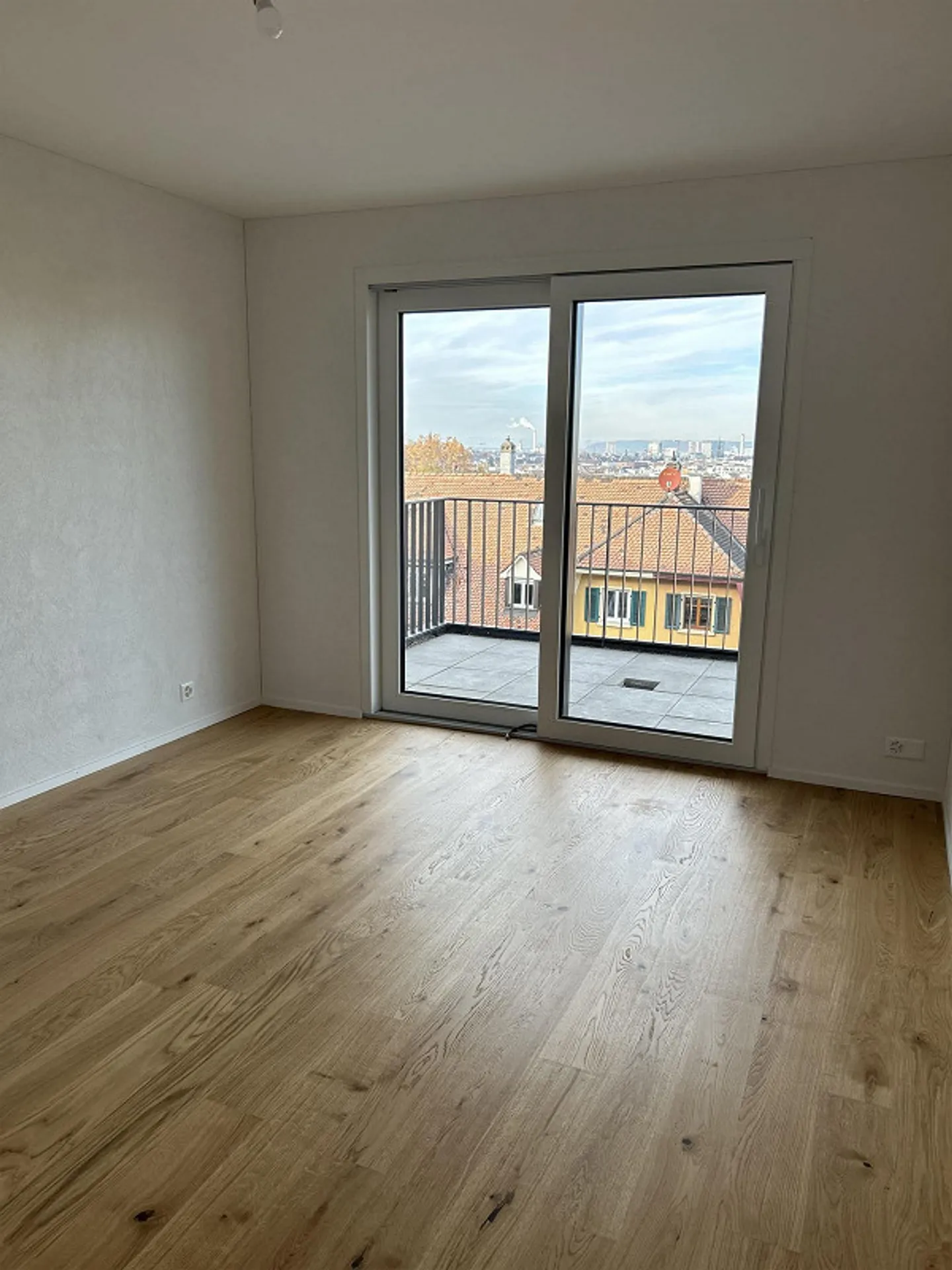 Nouvelle construction (2025) : Appartement en maisonette de 5,5 pièces avec grande terrasse et vue sur Bâle - Photo 14 sur 16
