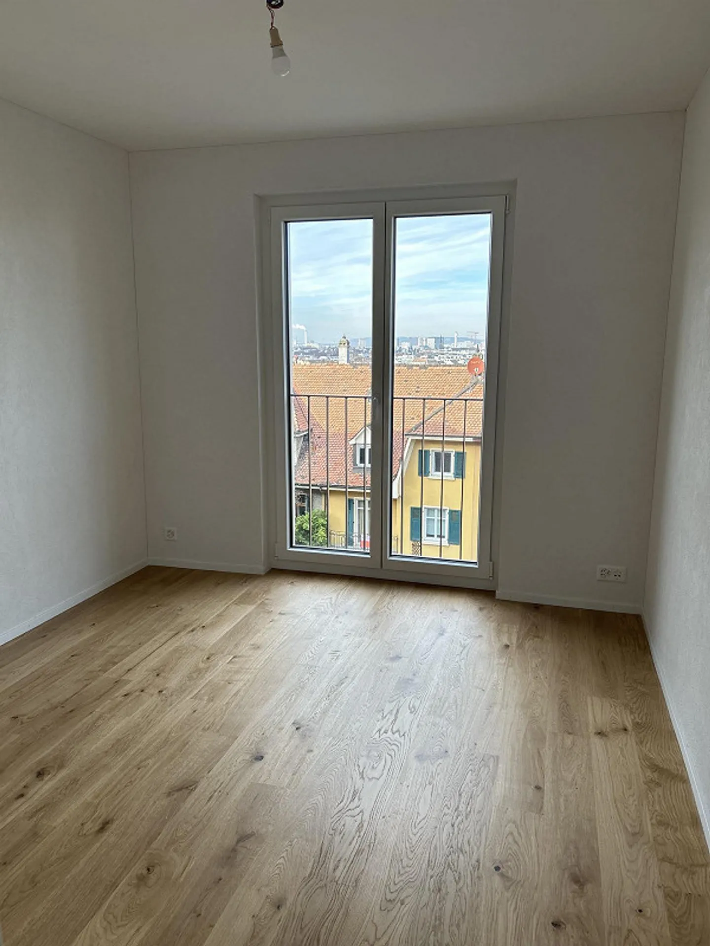Nouvelle construction (2025) : Appartement en maisonette de 5,5 pièces avec grande terrasse et vue sur Bâle - Photo 13 sur 16