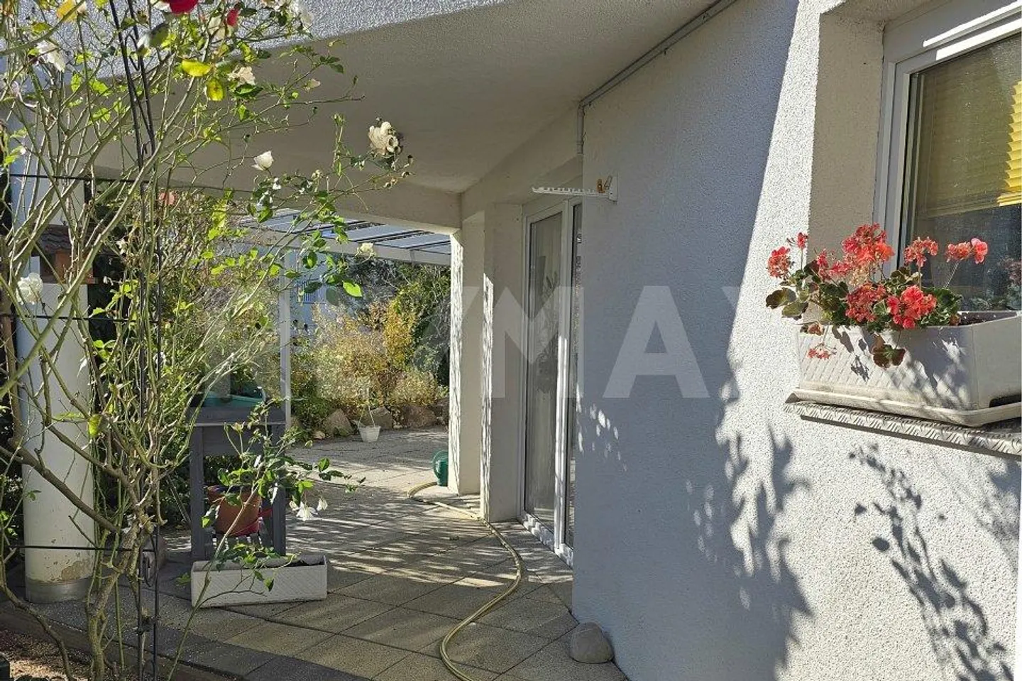 Casa unifamiliare - Spaziosa, ben tenuta, posizione tranquilla e rapidamente nella città di Liestal. - Foto 1 di 7